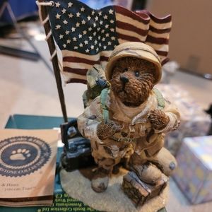 Boyds Style #2277923McBruin....To Serve with Honor